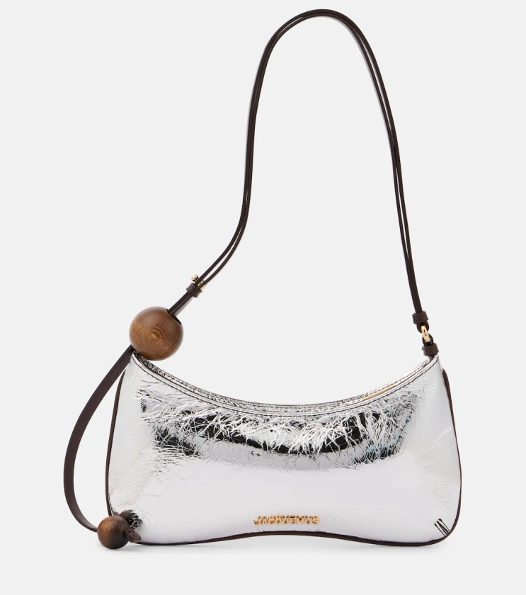 Sac Le Bisou Perle en cuir métallisé en argenté – Jacquemus | Mytheresa