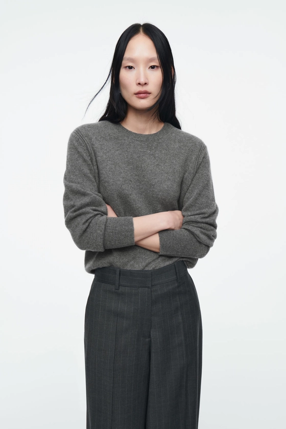 PULL EN PUR CACHEMIRE - GRIS - Knitwear - COS