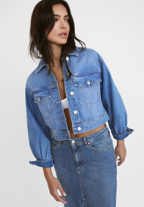 Veste en jean regular fit à manches bouffantes - Mode femme | Stradivarius France