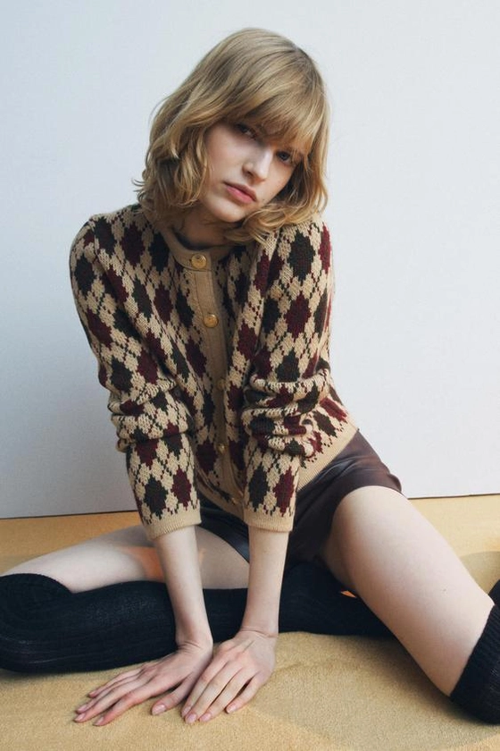 ARGYLE KNIT CARDIGAN