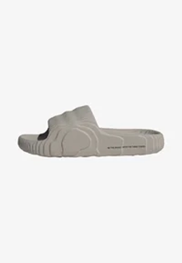 adidas Originals ISLAND CLUB ADILETTE 22 - Pool slides - light brown/light brown/core black/light brown - Zalando.co.uk