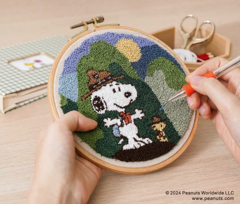 DIY Beginner Punch Needle Kit - Officially Licensed Snoopy Crafting Kit