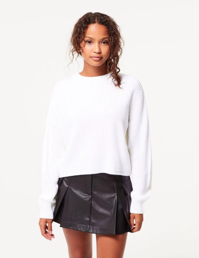 Pull court et oversize blanc