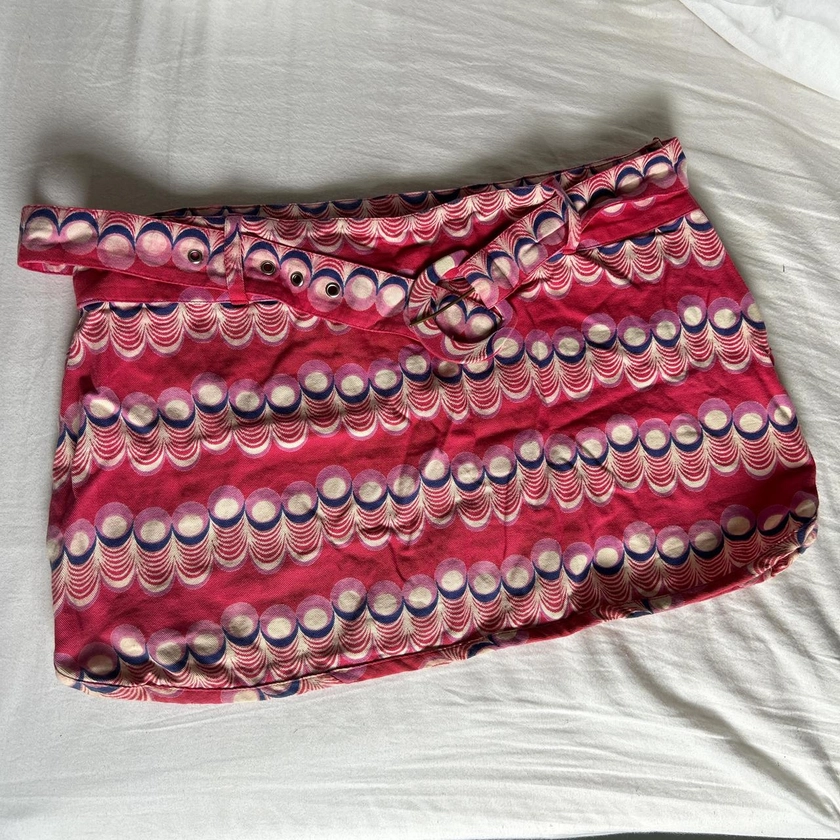 Gimaguas pink patterned mini skirt Size M - Depop