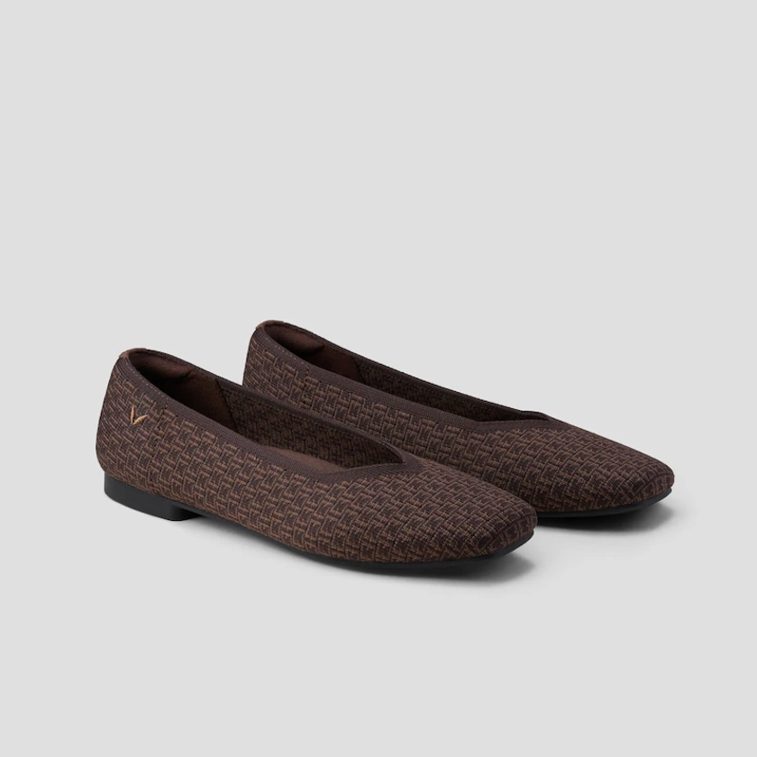Margot 2.0 Square-Toe Flats for Bunions & Wide Feet in Brown Chain | VIVAIA