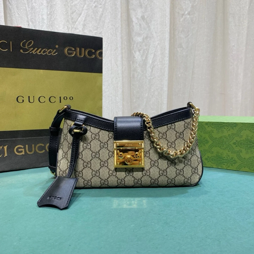 GG Padlock Small Shoulder Bag