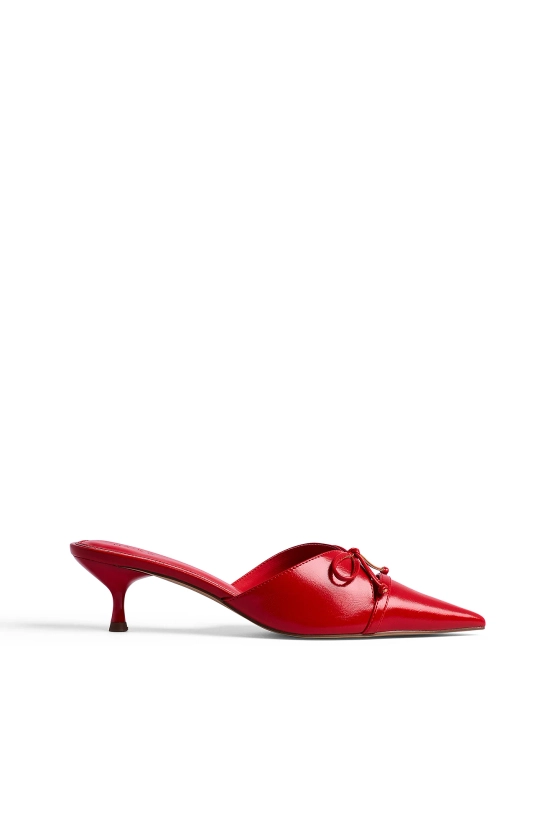 Cut Out Pumps Red