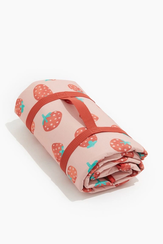 Couverture de pique-nique à motif - Rose poudré/fraises - Home All | H&M FR