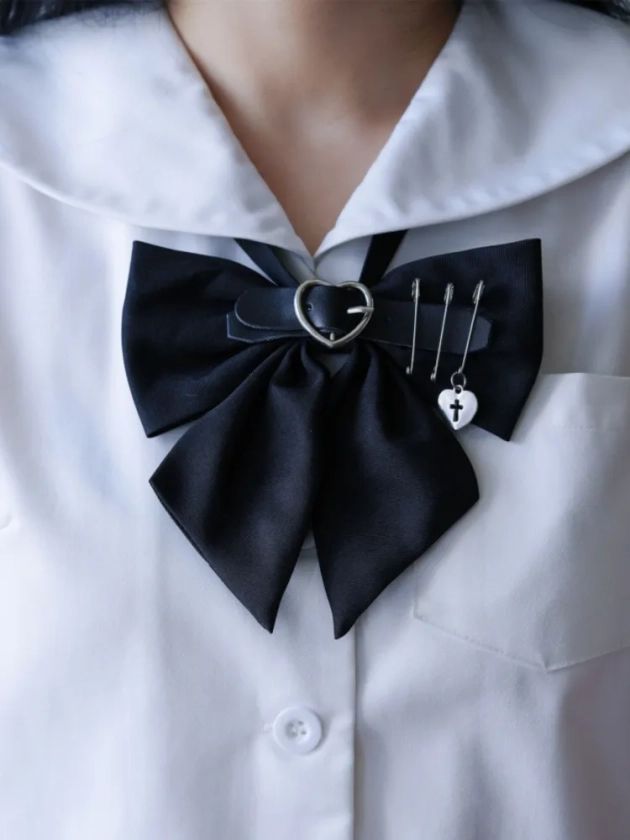 [$7.09]Heart Buckle Black Bow Tie