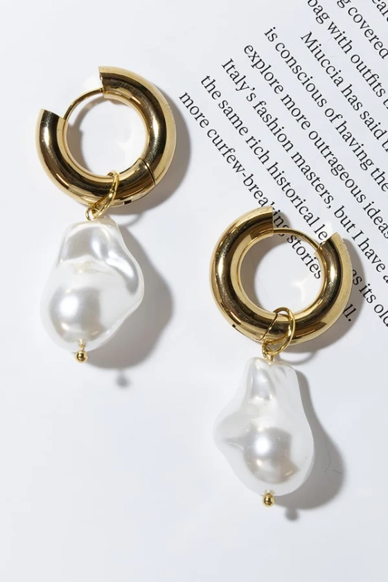 GOLD PLATED BAROQUE PEARLS EARRINGS