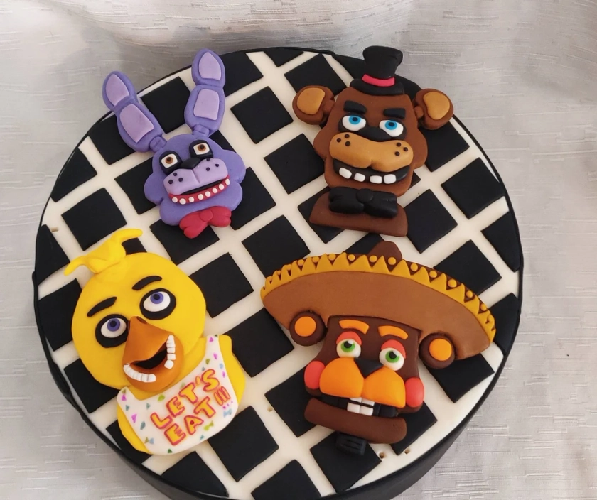 2D Fondant toppers. Bonnie, Freddy, El Chip and Chica.