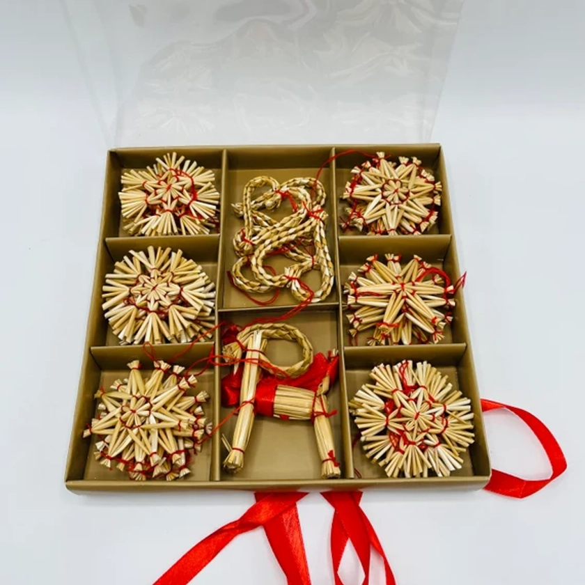 Scandinavian Straw Ornaments - Box of 35 pieces -  Sizes are 2&quot; to 4&quot;