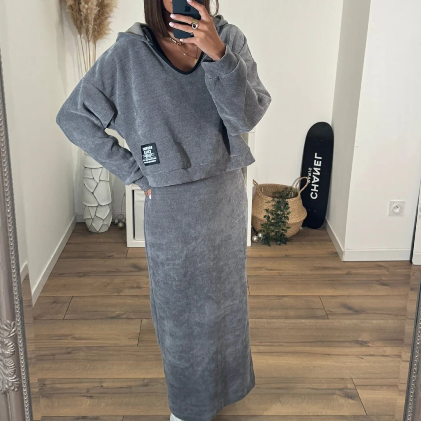 ENSEMBLE ROBE + SWEAT GRIS AZRA