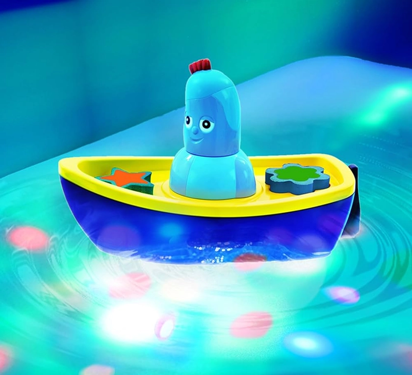 In the Night Garden 539 1669 ITNG Igglepiggle's Bath-time Lightshow Boat : Amazon.co.uk: Toys & Games