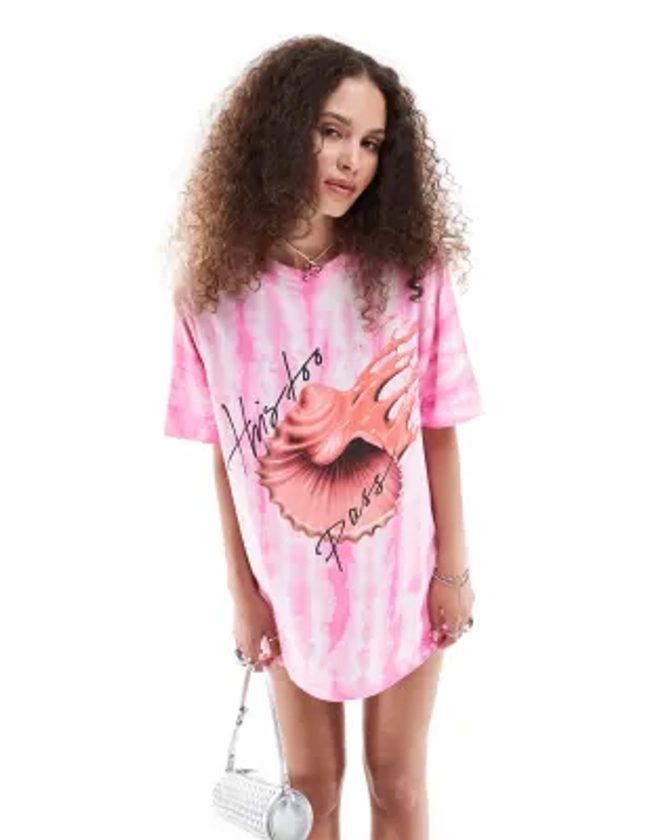 Monki - T-shirt oversize avec imprimé tie-dye et motif coquillage - Rose