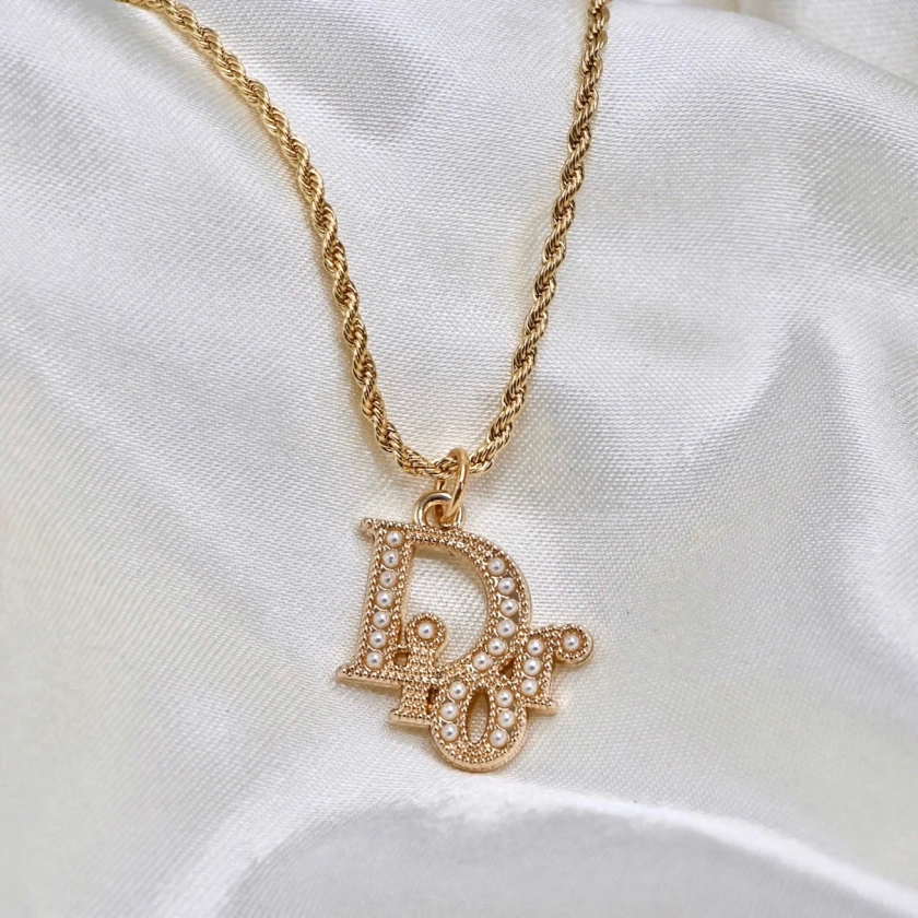 Dior Pearl Gold Pendant Necklace