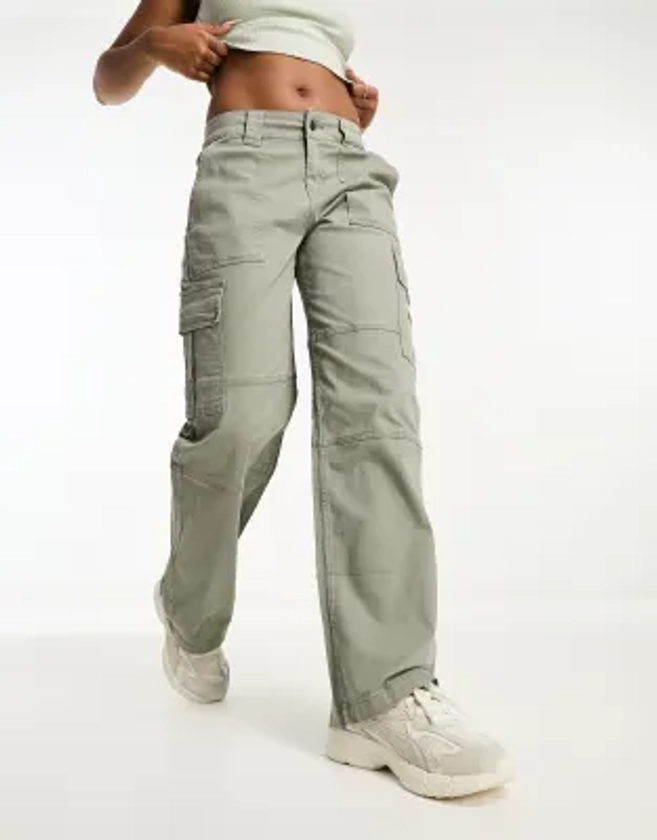 Hollister cargo baggy trousers in khaki | ASOS