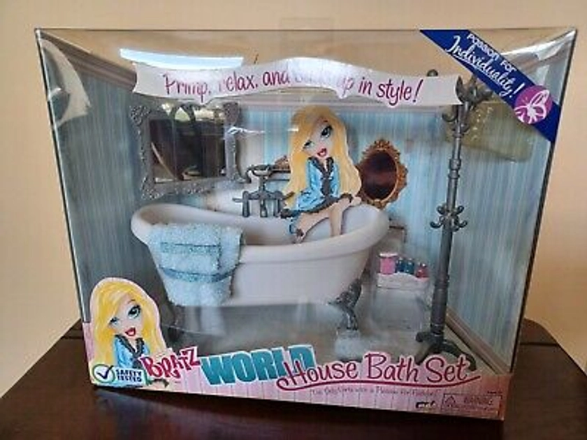 MGA BRATZ WORLD HOUSE BATH SET - UNOPENED/SEALED - BATHTUB PLAYSET AS SHOWN!