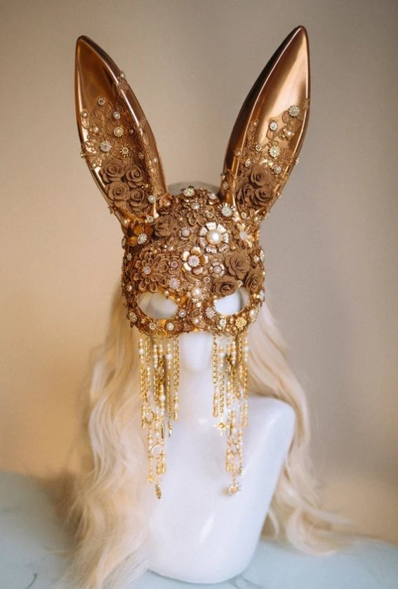 Gold bunny mask, Halloween Costume, Rabbit costume, Play boy, Mask, Masque, Carnival, Mardi gras, Cosplay, Halloween, Burning man