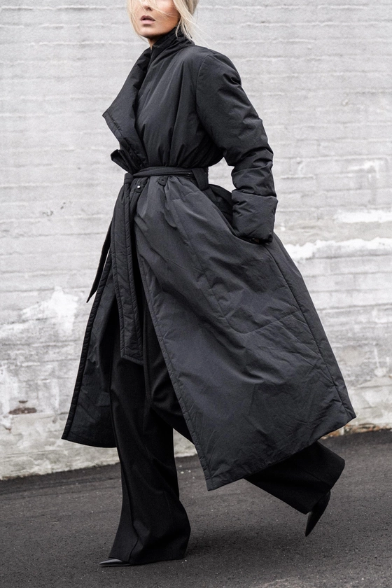 D-Luxe Wrap Puffer Coat - Black | DECJUBA