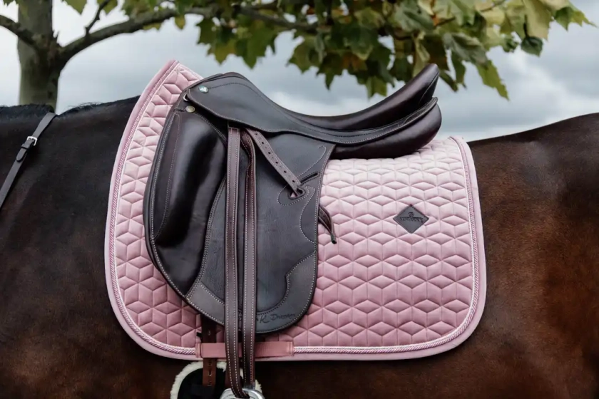 Tapis de selle dressage velours vieux rose | Vieux rose | FULL | 42579-10-DR | Kentucky