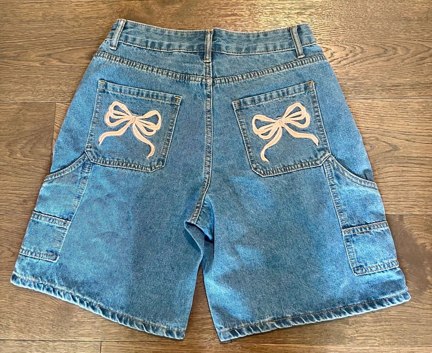 Bow Jorts