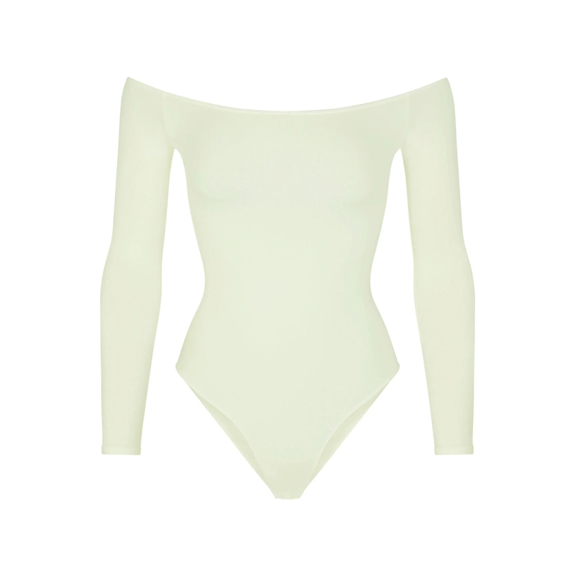 ESSENTIAL OFF THE SHOULDER BODYSUIT | PISTACHIO