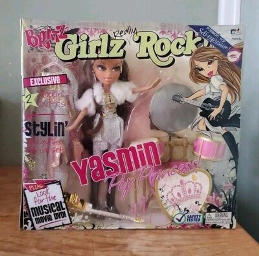 Bratz Girlz Really Rock Yasmin Pop Princess Guitar & Drum Set Retired Unopened