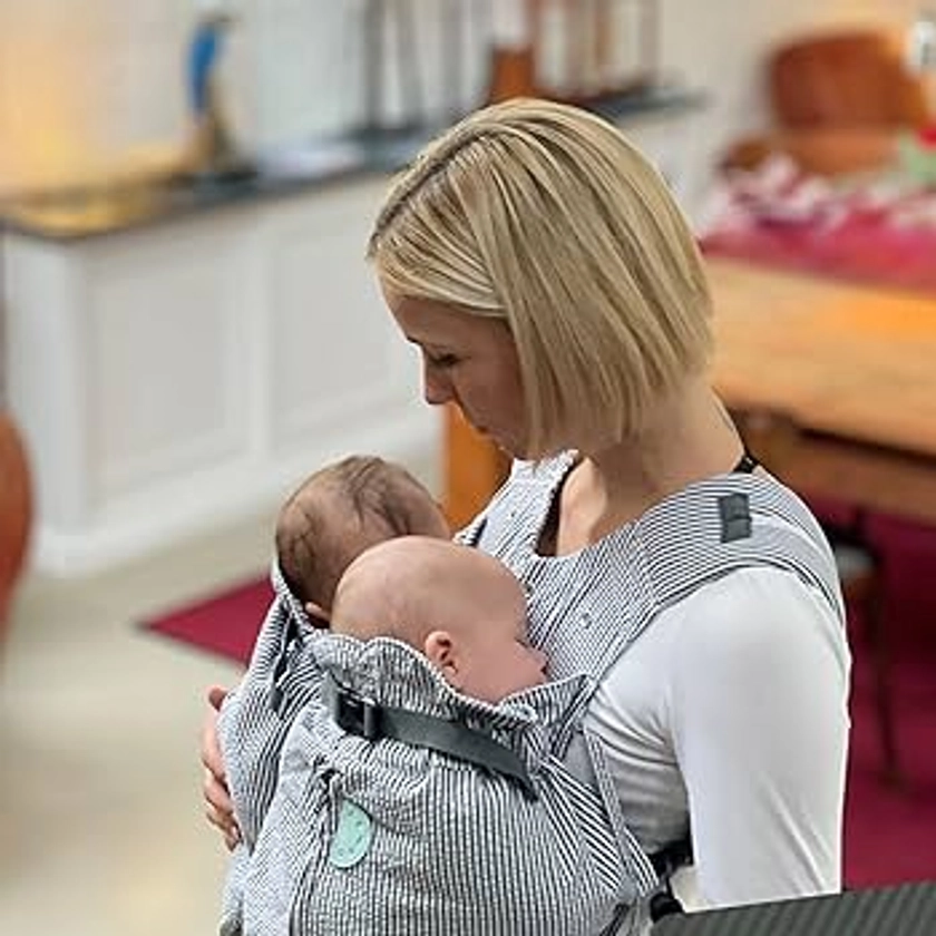 Weego Twin - The Original Baby Carrier for Twins from Birth (from 1,800 Grams) - Easy to Use, Ergonomic, Oeko-TEX 100 - Baby Carrier Bag "Grey & White Seersucker"