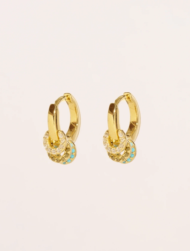 Boucles d'oreilles Karma en zircons blancs, verts et turquoises | Be Maad - Laiton doré à l'or fin 18K