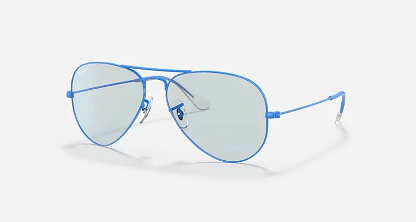 AVIATOR SOLID EVOLVE Sunglasses in Light Blue and Grey - RB3025 | Ray-Ban® GB
