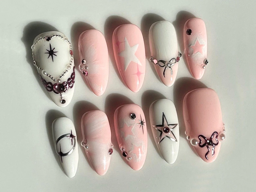 Elegent Pink Press On Nails | Y2K Press On Nails with Pearls and Star | Stand Out with 3D Gel Nail Set | Cute Nails | JC430A