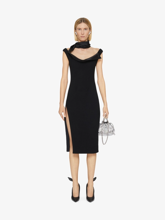 Robe en laine avec col hirondelle - noir | GIVENCHY FR