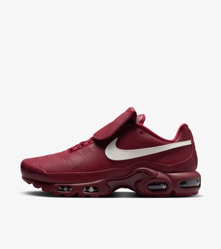 Date de sortie de la Air Max Plus TNPO « Team Red and Sail » (HM5654-600). Nike SNKRS