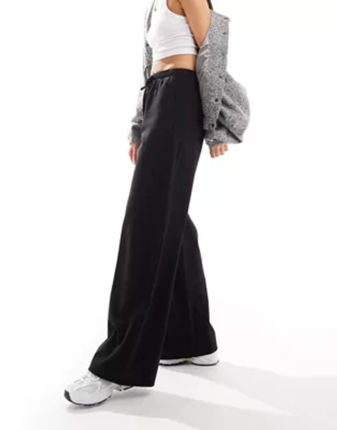 Stradivarius - Pantalon ajusté à enfiler - Noir | ASOS