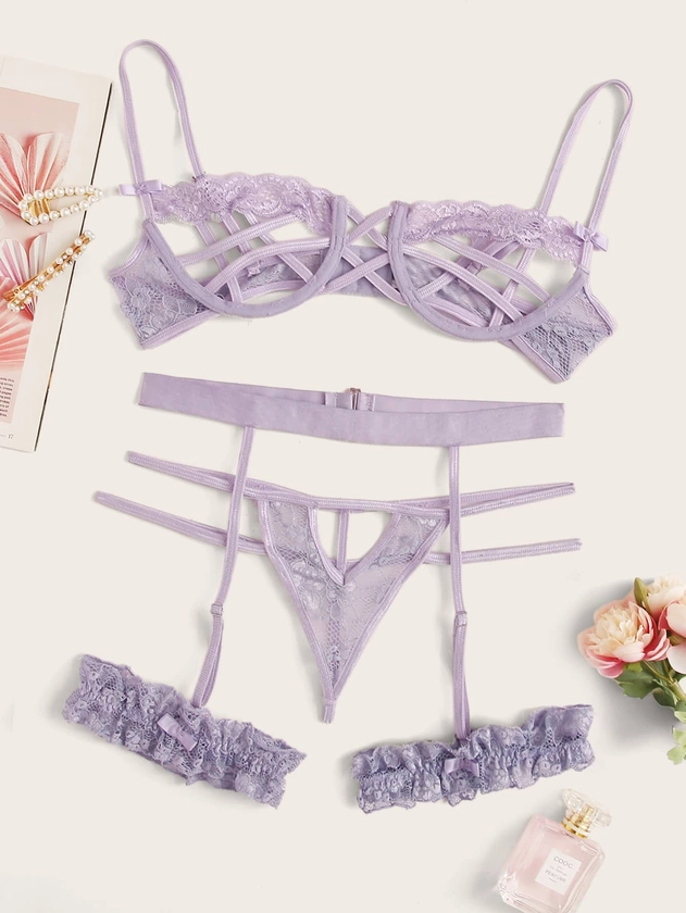 Floral Lace Underwire Lingerie Set With Garter