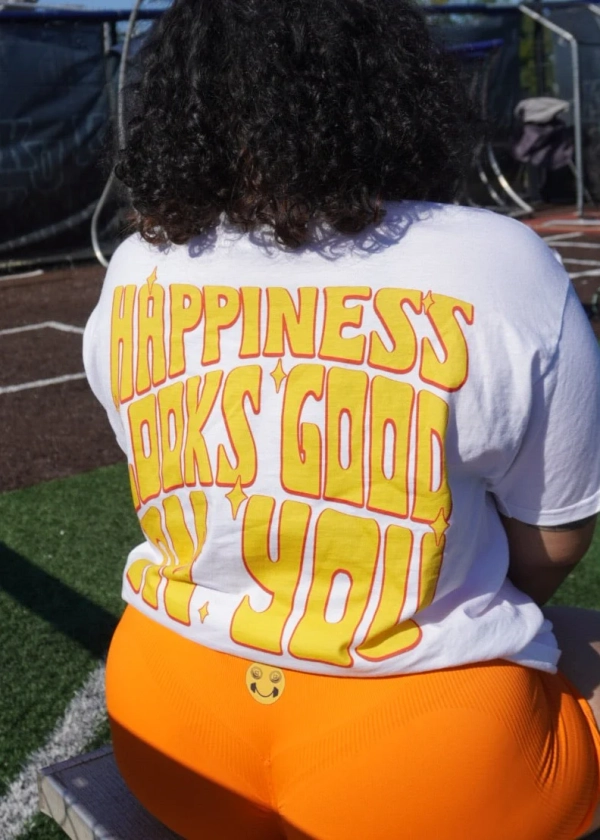 HAPPINESS LOOKS GOOD ON YOU (EMOTIONS) - TEE - Muscle Hoodies