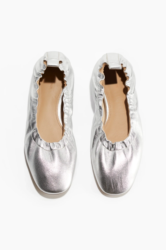 Ballerines en cuir - Talon plat - Argenté - FEMME | H&M FR