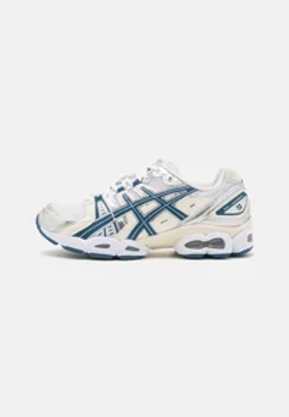 GEL-NIMBUS 9 - Trainers - white/light indigo