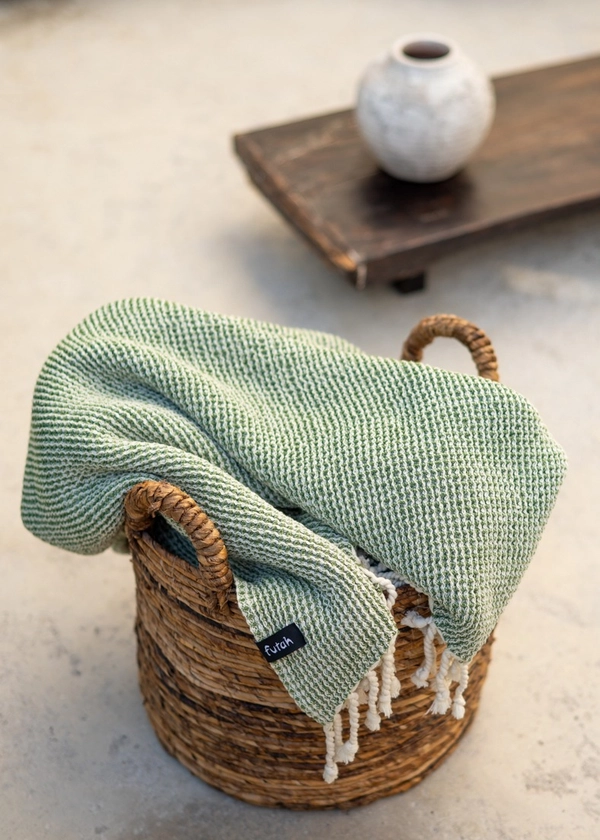 Ericeira Green Blanket