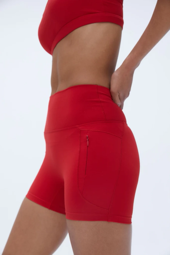 Ultimate Ultra Crop Pocket Short - Classic Red
