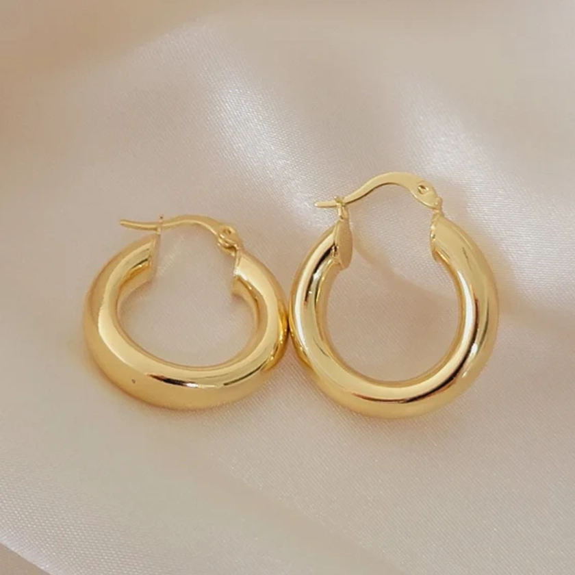 18k Filled Gold Hoops Earrings, Chunky Gold Hoops,Gold Hoop Earrings, Thick Gold Hoops, Hoop Earrings for Women , Gold Chunky Hoop Earrings