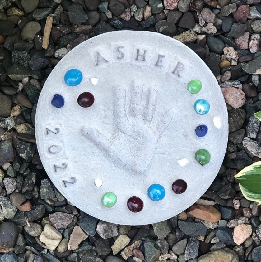 Stepping Stone mold, Garden Stone Decor, Custom Stone, Handprint Stepping Stone, Landscaping stone, Garden Art, Fairy Garden Stone, DIY