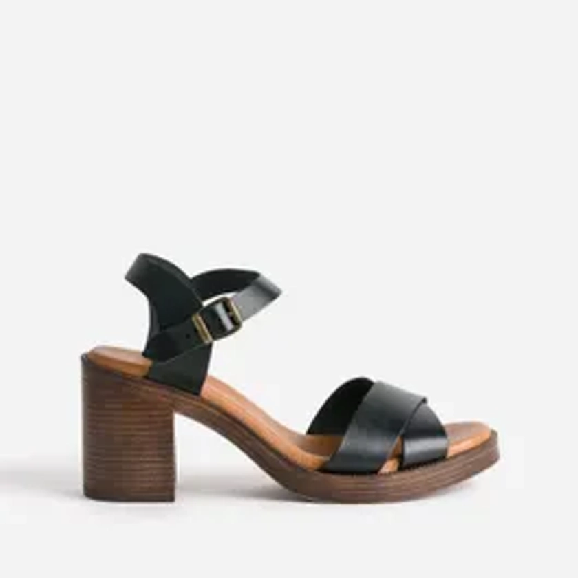 Sandale noire en cuir éco-conçu