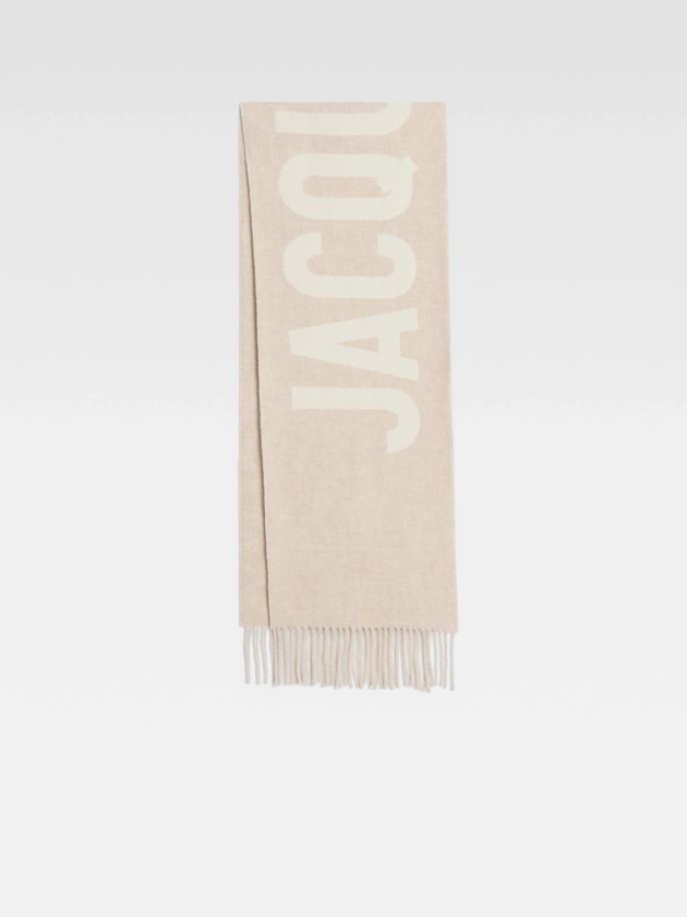 The Jacquemus scarf