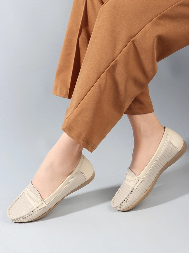 Denill Women Textured Loafers