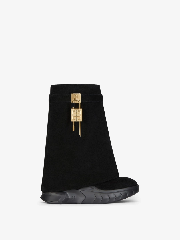 Bottines Shark Lock Biker en cuir suède - noir | GIVENCHY FR