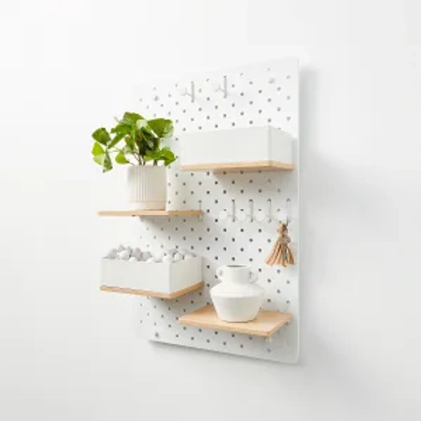 Adjustable Storage Solution