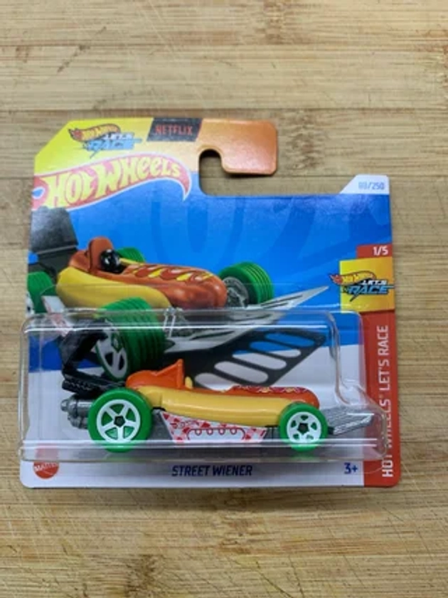 Hot Wheels Street Wiener Let’s Race