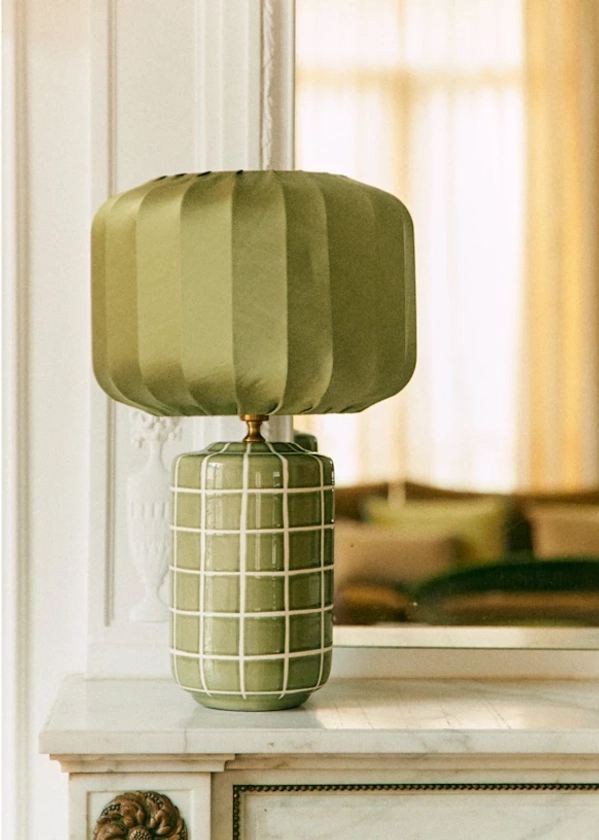 Lampe Mezzo - Petits Carreaux Vert Sauge - Abat-jour Mezzo - Vert - Céramique - Sézane